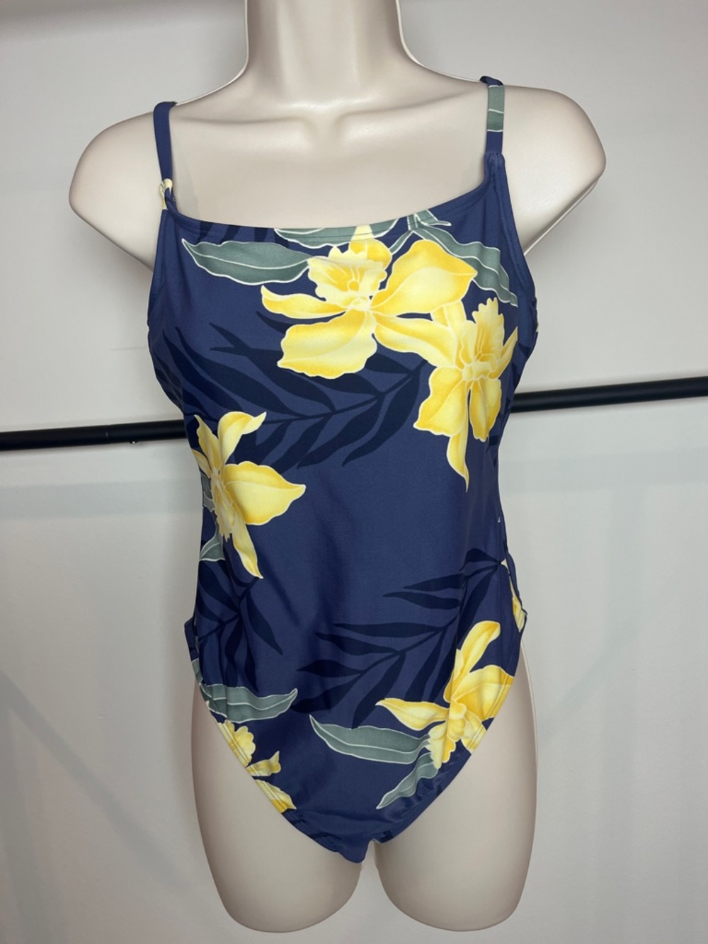 Tommy Bahama One-Piece Bathing Suit Navy Floral Scoop Neck Swim Beach